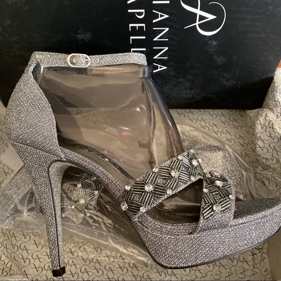 Adrianna Papell Gunmetal Jimmy Platform Heels - Picture 2 of 3